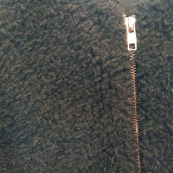 ARITZIA WILFRED Chatou FAUX FUR VEST full zip black XS sherpa teddy sleeveless - Picture 3 of 9